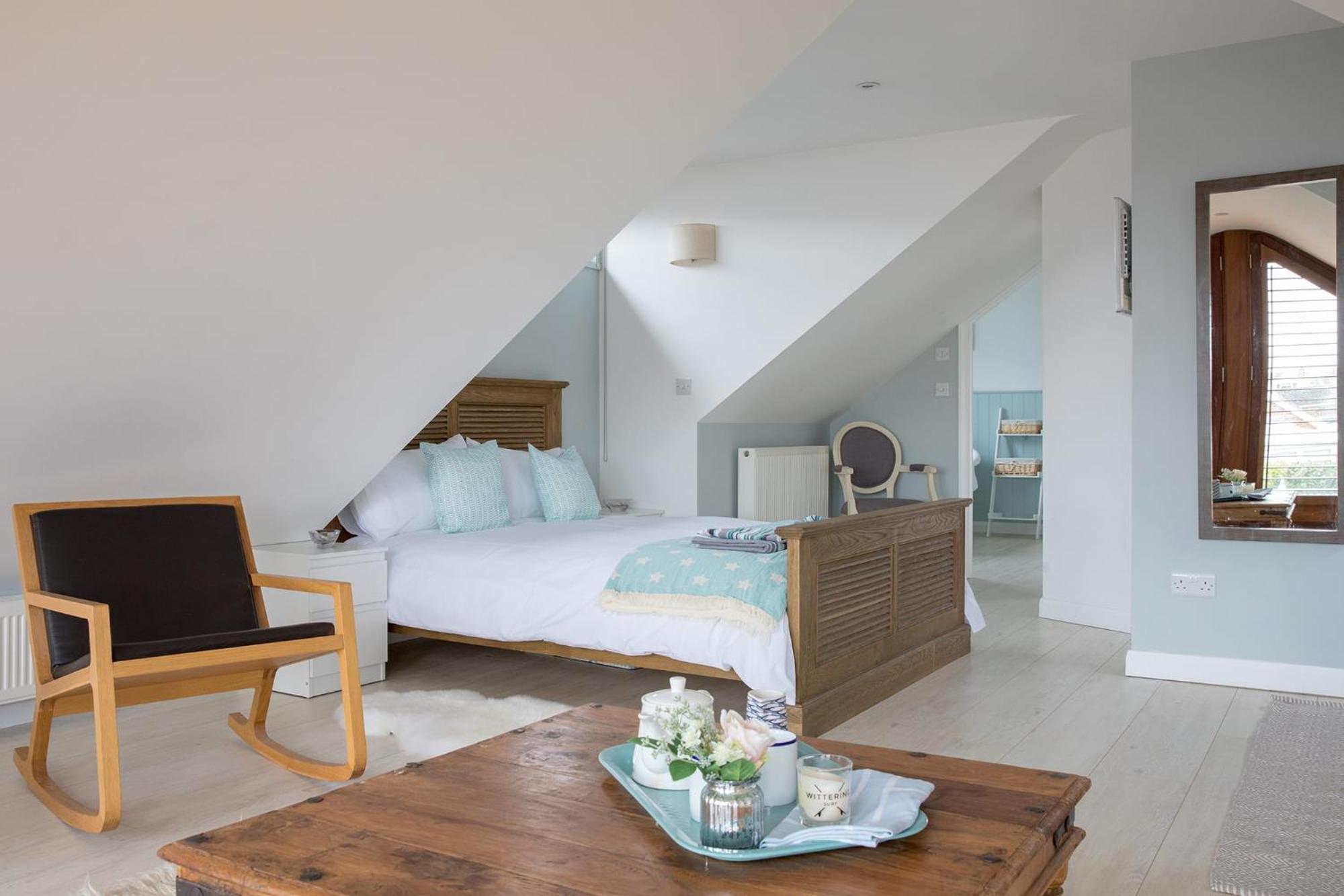 Family Seaside Retreat - 5 Minutes To Beach West Wittering Exteriör bild