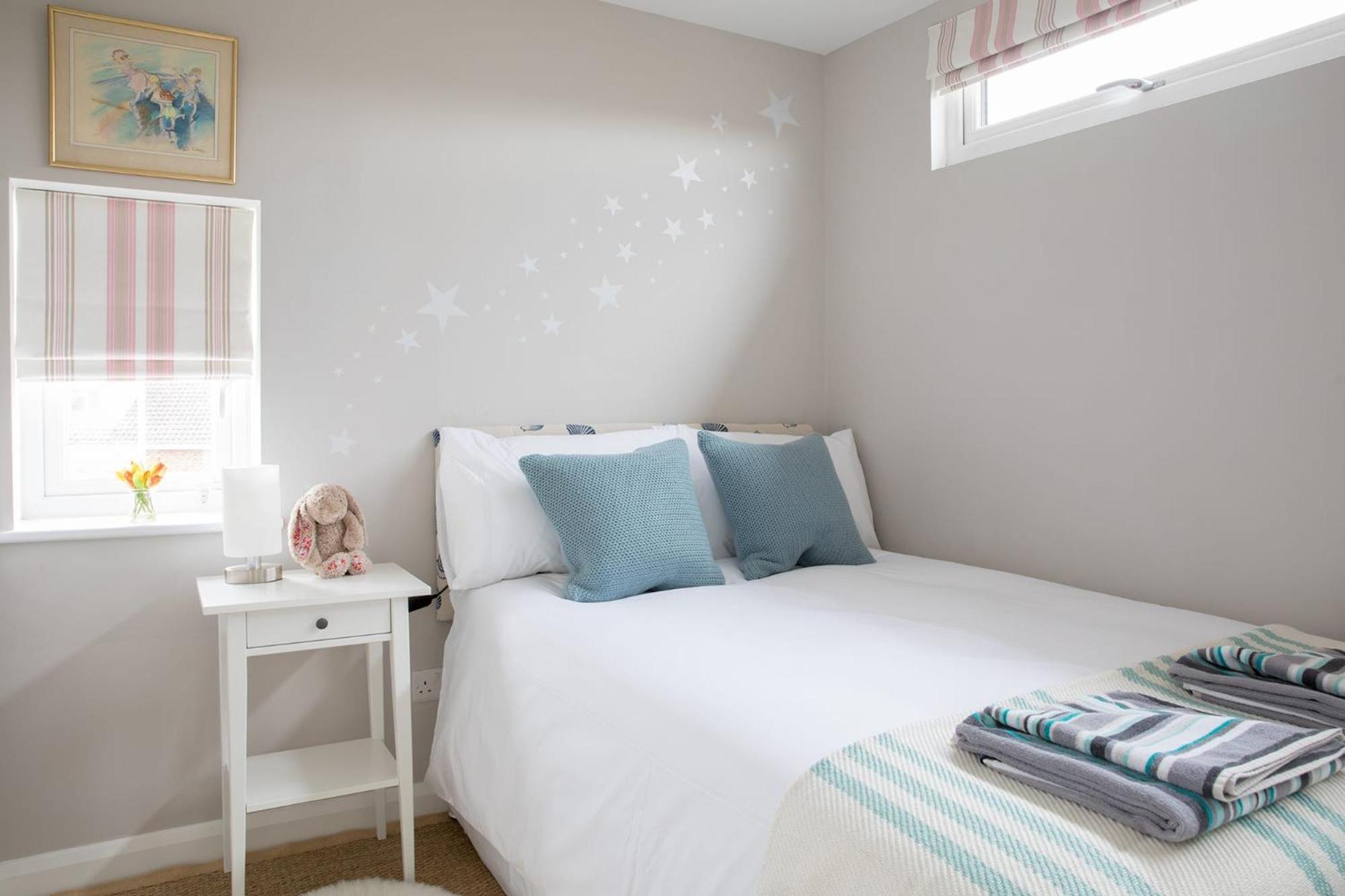 Family Seaside Retreat - 5 Minutes To Beach West Wittering Exteriör bild