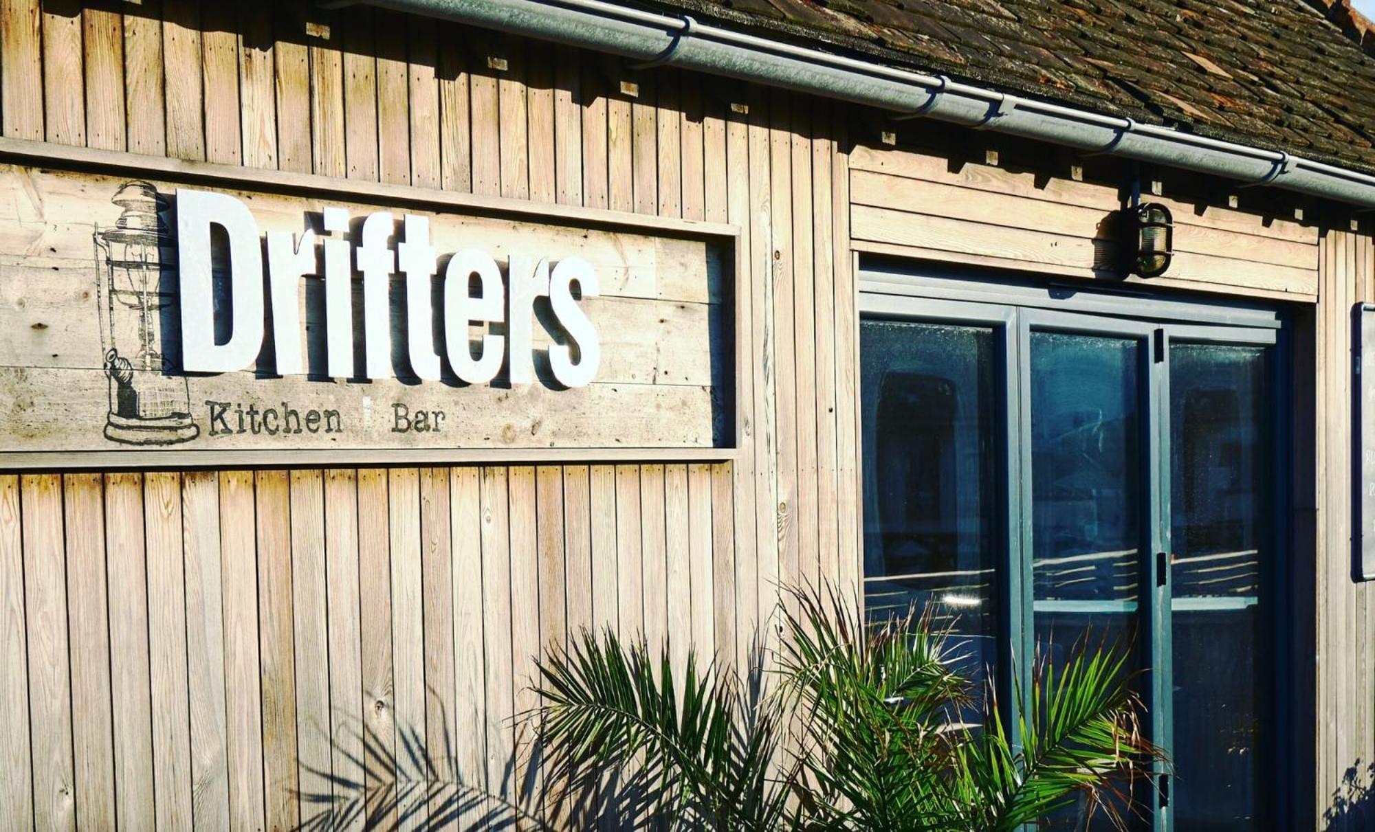 Family Seaside Retreat - 5 Minutes To Beach West Wittering Exteriör bild